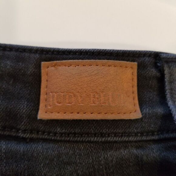 Judy Blue Women  Mid-Rise Destroyed Slim Fit  Jeans Size 25 Black Raw Hem - Picture 6 of 9